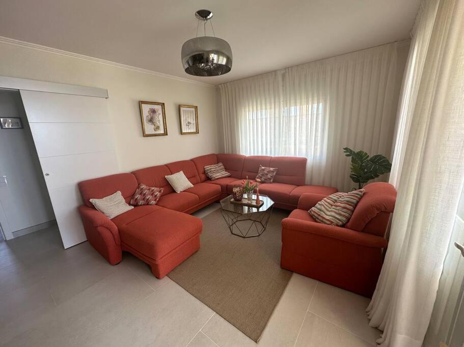 Ferienwohnung Cunit, Front Line With Sea View Exterior foto