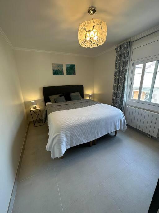 Ferienwohnung Cunit, Front Line With Sea View Exterior foto
